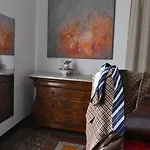 Gasthuis Genova46 & 4*
