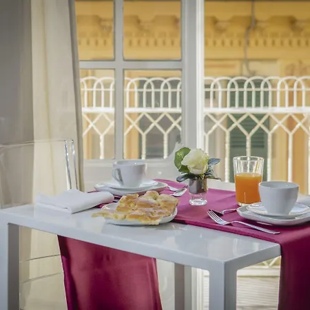 Genova46 & Konukevi 4*