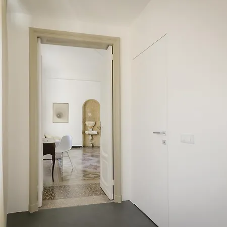 Genova46 & 4* Cenova