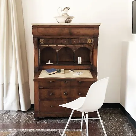 Genova46 &