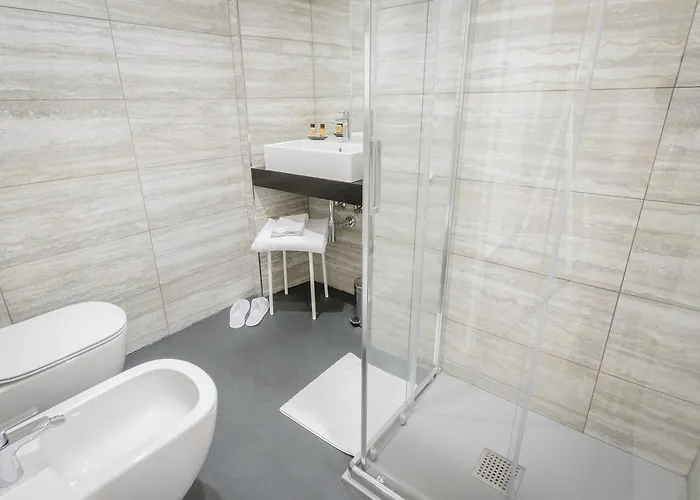 Genova46 & 4* 제노바