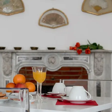 Pensión Genova46 & 4*